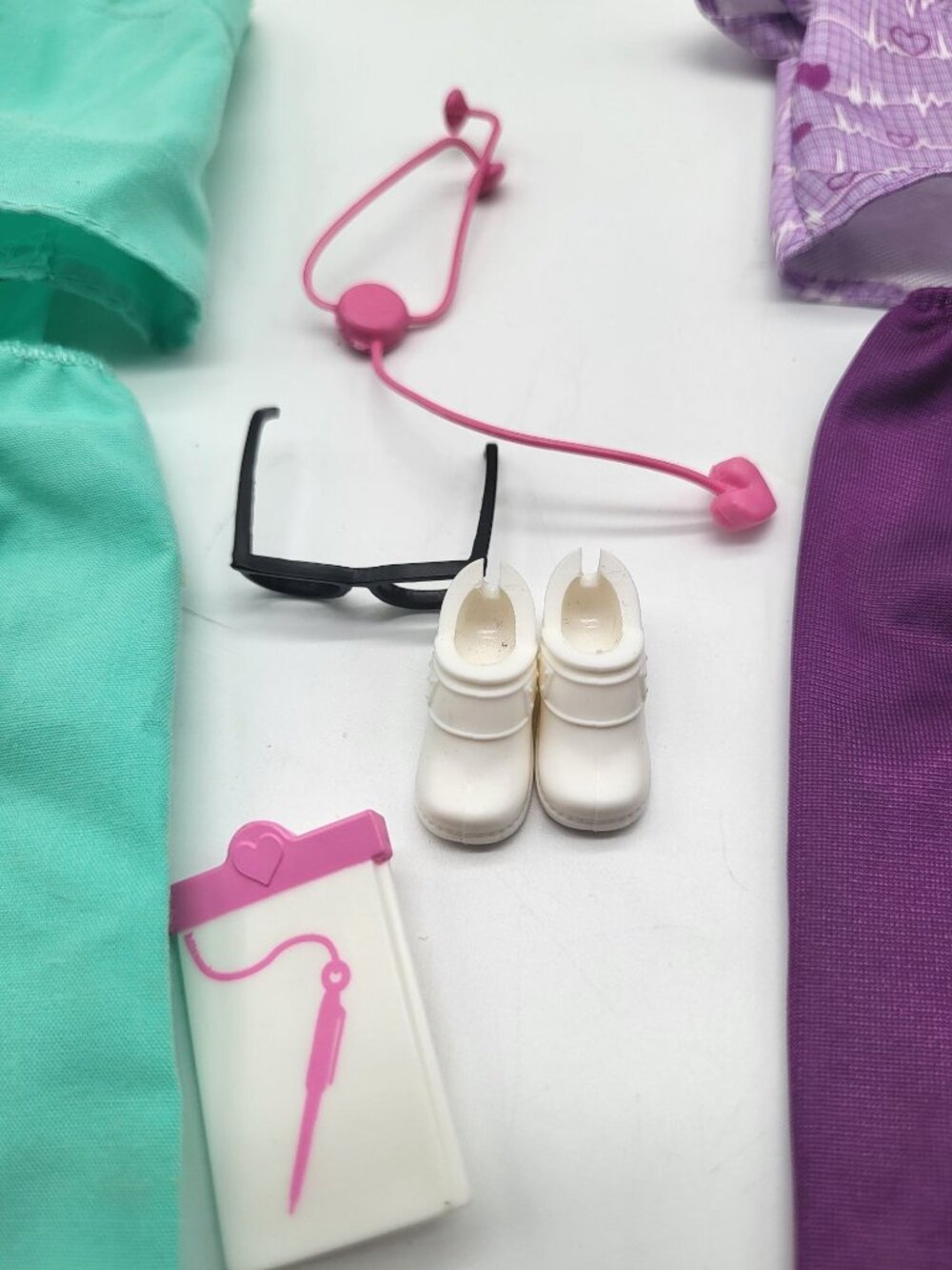 Barbie Career Outfits x 2 Nurse Dr Vet Scrubs Stethoscope Clogs Accessories - Picture 4 of 8